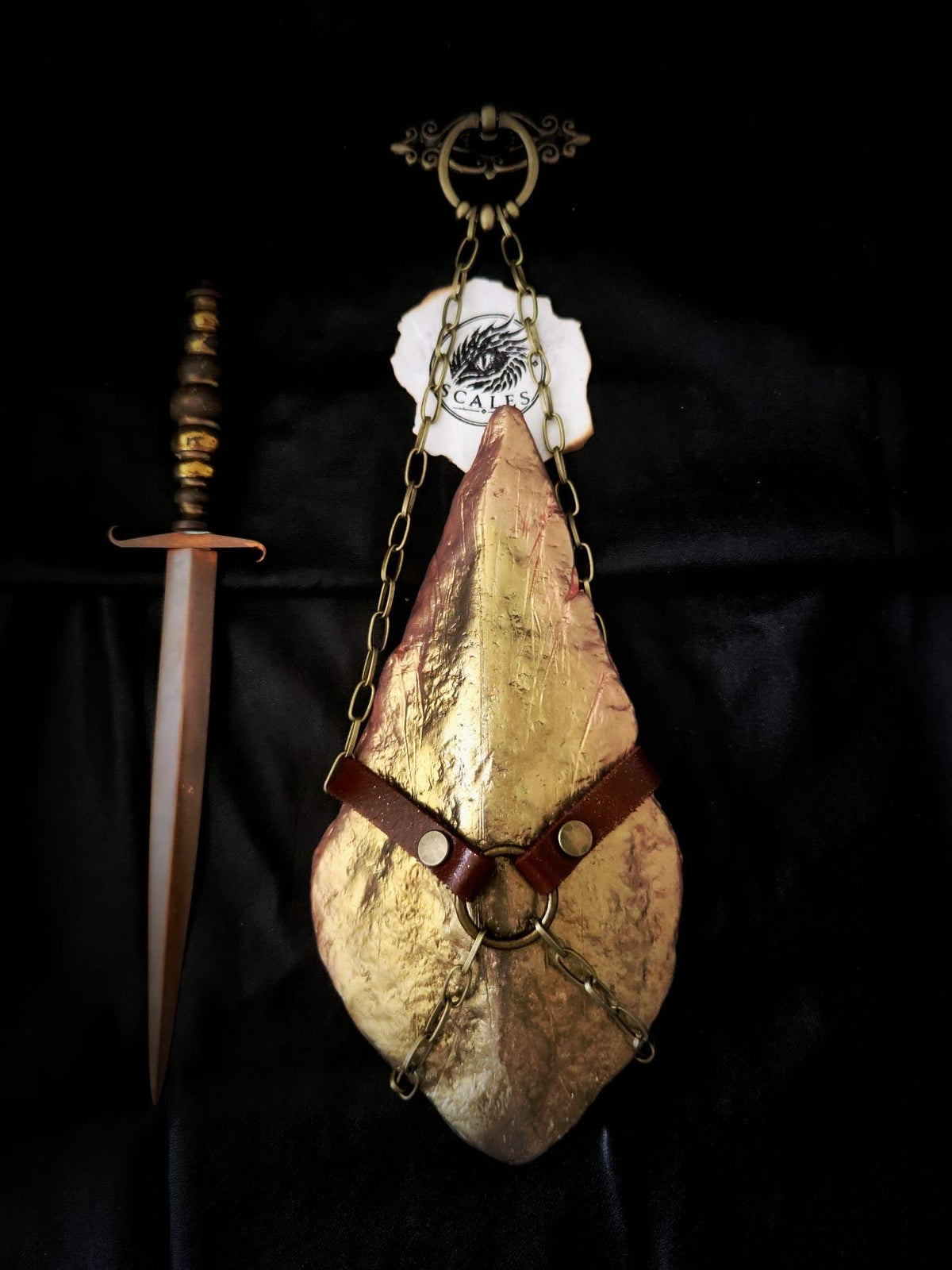 Écaille de Sunfyre version Book avec harnais en cuir de vachette