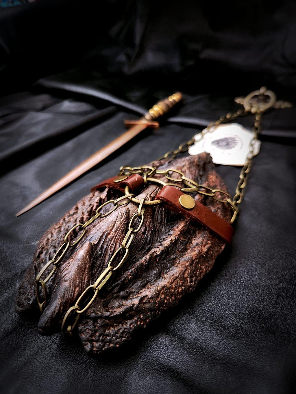Écaille de Vermithor avec harnais en cuir de vachette